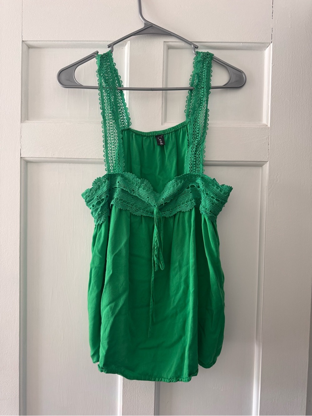 Green Lace-Trim Tank Top